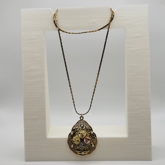 Vintage Victorian-style 14K Gold Filled Necklace Porcelain Flowers & Faux Pearls - Picture 11 of 12